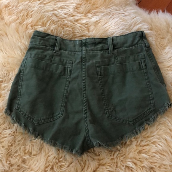 Free people army green shorts - Picture 2 of 3